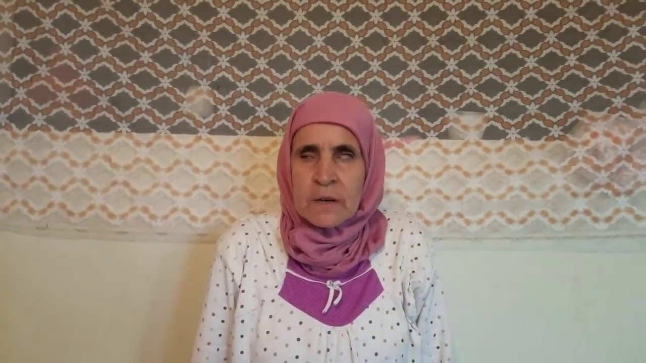 "يوتوبوز" مغربية مسنة وكفيفة.. دعم واسع لـ"مي فتيحة" لتحقيق مدخول من "يوتوب"