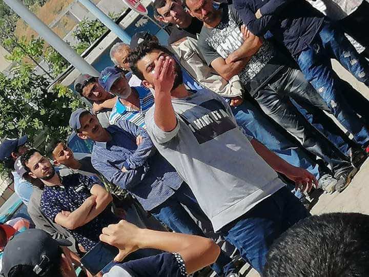 تمانسيت.. تواصل احتجاجات السكان ضد "حرمانهم" من أموال صندوق تدبير الجائحة - صور