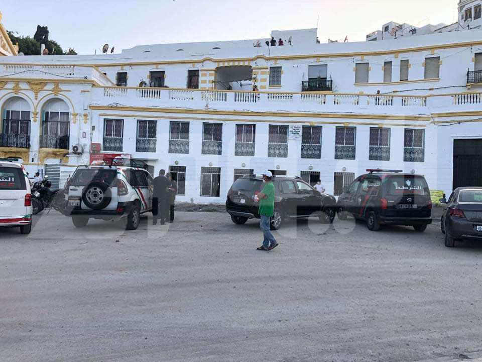 العثور على شخص معلق بواسطة حبل في مقهى يشتغل فيه في طنجة