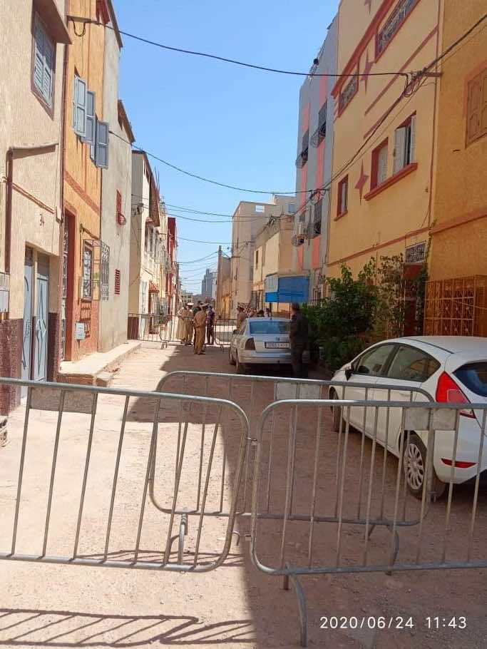 بسبب كورونا.. سلطات الفقيه بنصالح تغلق حيا كاملا بعد ظهور بؤرة عائلية- صور