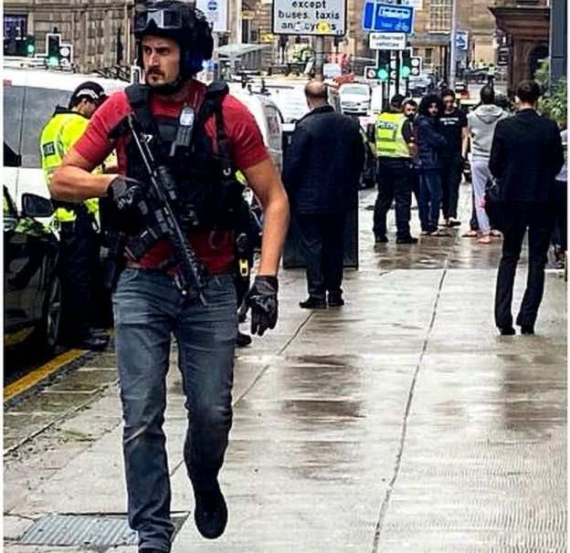 عاجل..مقتل 3 أشخاص في حادث طعن بأسكتلندا بينهم رجل أمن
