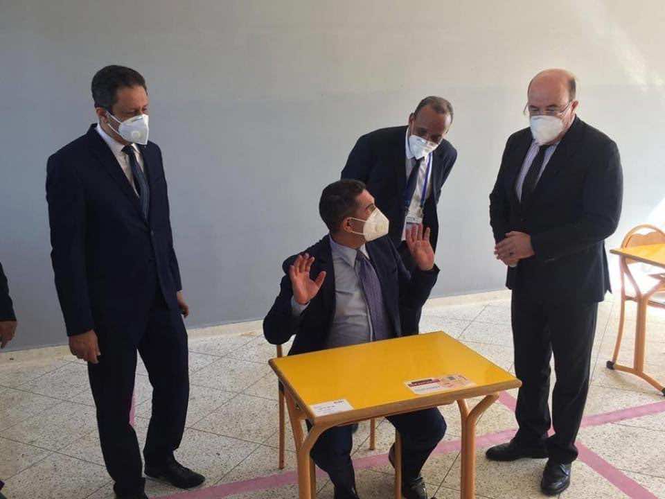 وزارة "أمزازي" تذكر التلاميذ ببرنامج امتحانات الباكالوريا..  تنطلق اليوم بالنسبة للأحرار