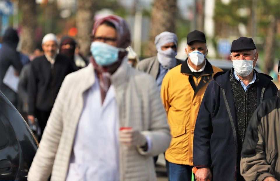 تخفيف إجراءات الحجر الصحي.. هل تخلى البيضاويون عن الكمامات؟