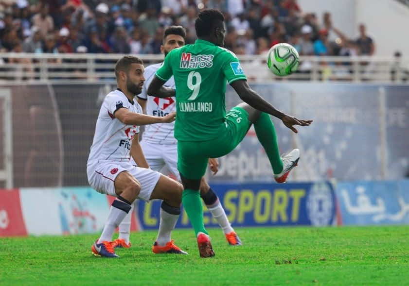 الرجاء البيضاوي يبحث عن خطف صدارة الدوري من بوابة أولمبيك آسفي