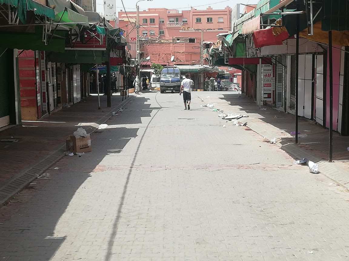 إستنفار في بني ملال.. قرار بإغلاق المقاهي والمراكزالتجارية والسويقات بعد إرتفاع الإصابات بكورونا