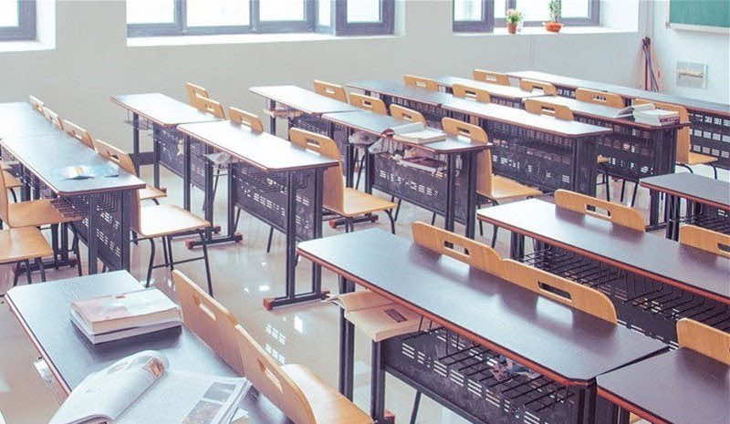 بسبب تطور الوضعية الوبائية بالإقليم.. سلطات سيدي يحيى الغرب تؤجل اعتماد التعليم الحضوري