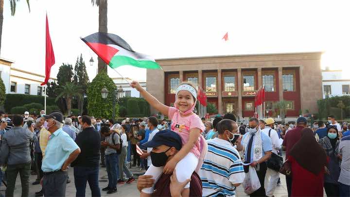 تقرير إسرائيلي يؤكد رفض غالبية العرب للتطبيع...81% من تعليقات مستخدمي  مواقع التواصل العرب "سلبية "