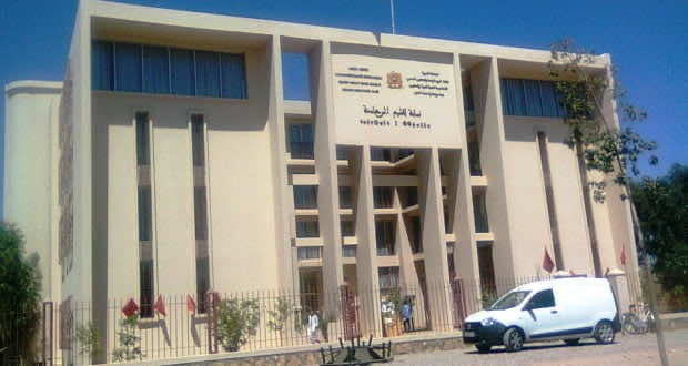 عامل الرحامنة في مواجهة تمرد مرؤوسيه