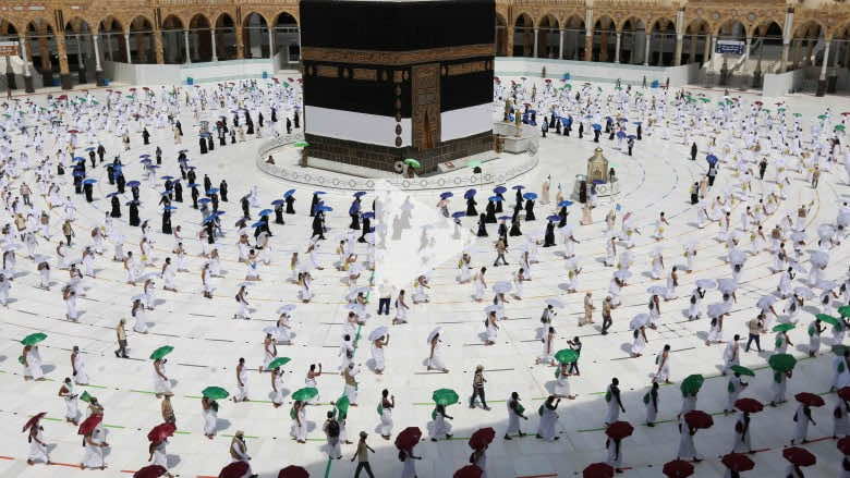 السعودية.. استئناف مناسك العمرة تدريجيا ابتداء من اليوم