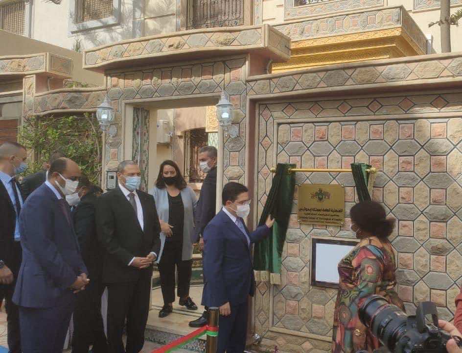 تزامنا مع استمرار التوتر في الكركارات.. المغرب يفتح قنصليتين جديدتين في العيون
