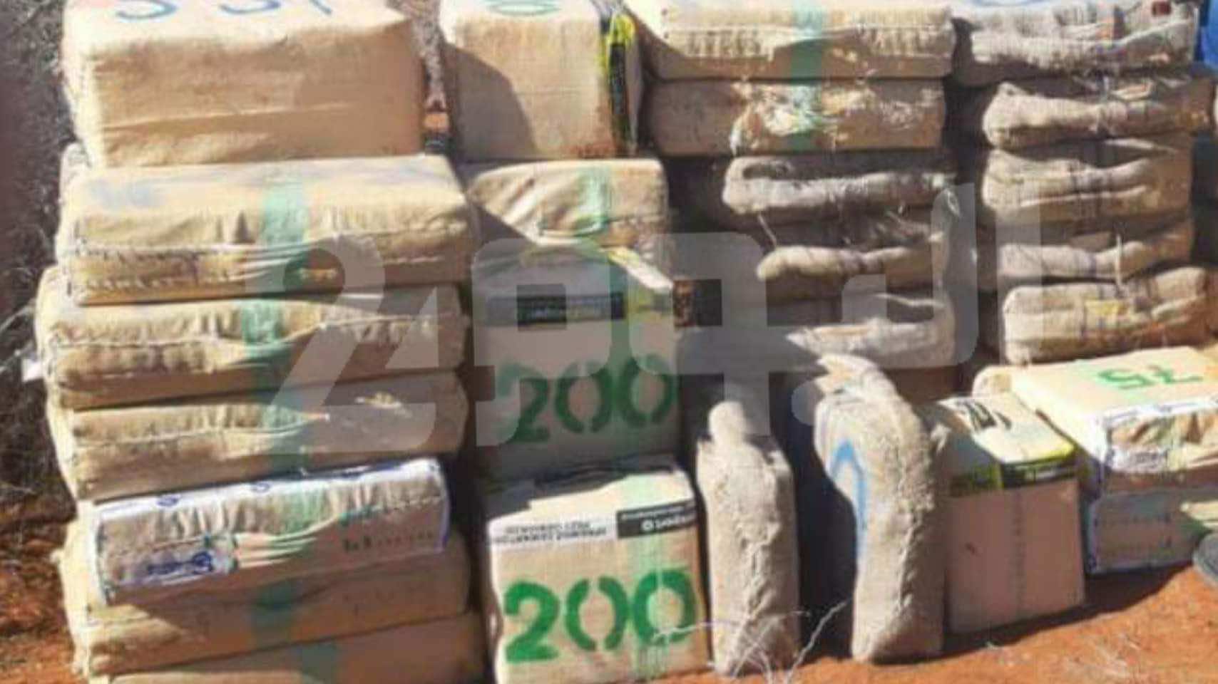 مصدر جمركي: حجز حوالي 2 طن ونصف من مخدر الشيرا داخل سيارة في الحسيمة