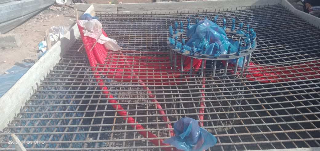 حقوقيون يدينون تنصيب لاقط هوائي للاتصالات الهاتفية بجوار مدرسة في مراكش