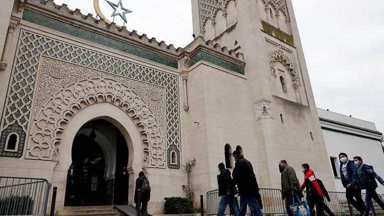 فرنسا.. الحكم بالسجن على إمام مسجد بسبب "إشادته بالإرهاب" على تطبيق تيك توك