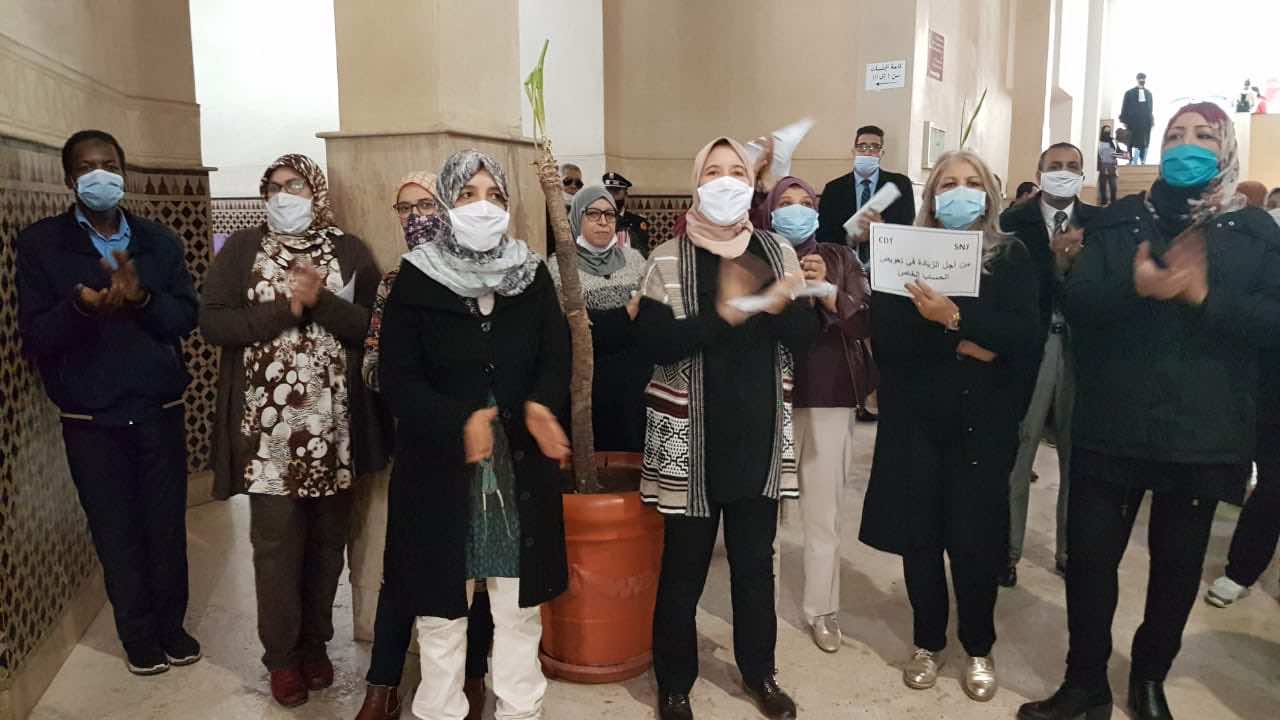 موظفو المحاكم في الدارالبيضاء يحتجون بعد ارتفاع الإصابة والوفيات بكوفيد- 19 في صفوفهم - صور
