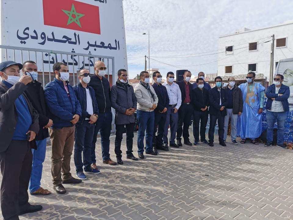 من أمام معبر الكركرات.. شبيبة "البجيدي" تطلق "نداء الأخوة" وتدعو شباب تندوف إلى العودة إلى أرض الوطن