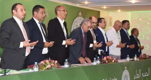 الرجاء البيضاوي يختار الأندلسي رئيسًا للنادي خلفا لزيات ويعلن تأجيل جمعه العام!