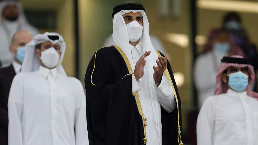 بحضور أمير قطر.. قادة الخليج يصلون للسعودية لحضور القمة وتطلع لطي صفحة الأزمة