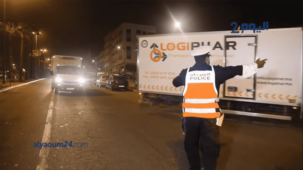 وسط إجراءات أمنية مشددة.. لحظة وصول شحنة اللقاح إلى مركز التخزين في الدارالبيضاء - فيديو