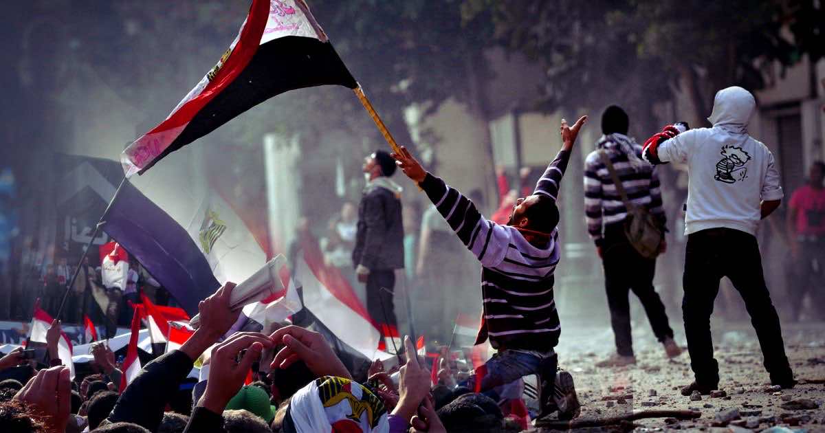في الذكرى العاشرة.. المصريون يحيون "ثورة يناير" في منصات التواصل