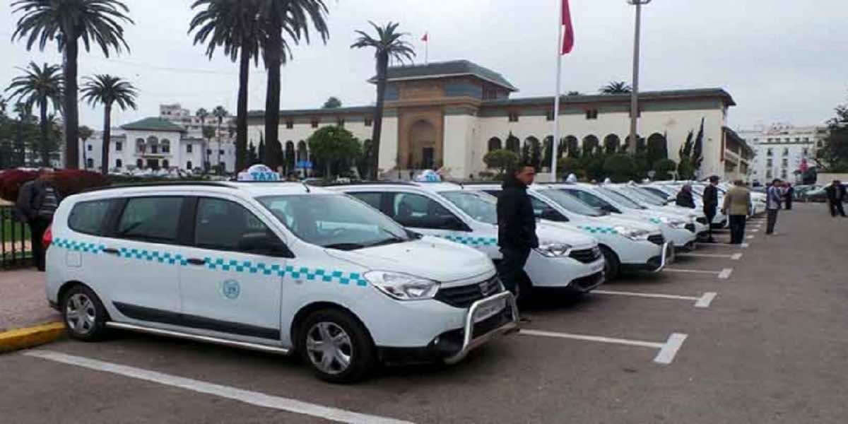 بيضاويون غاضبون من ارتفاع سعر تعريفة "الطاكسيات".. والمهنيون: هي فوضى!
