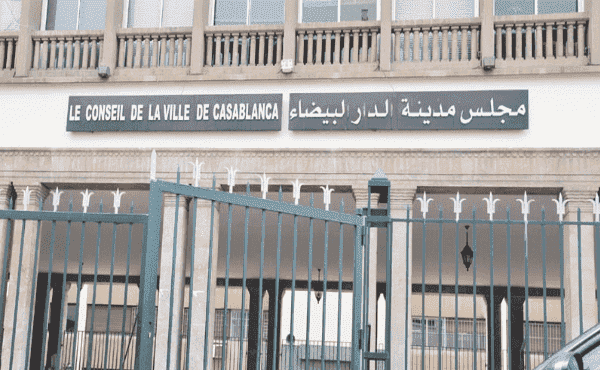 هل سيتم تغيير اسم زنقة الجزائر في الدارالبيضاء إلى "الكركرات" ؟ نائب العمدة يوضح