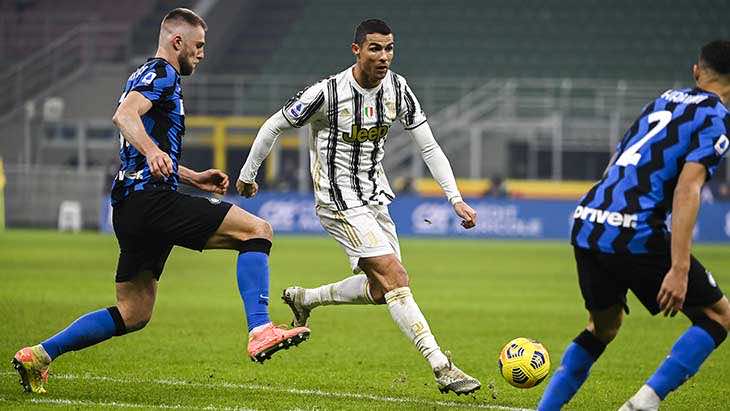 حكيمي يغادر مسابقة كأس إيطاليا من محطة النصف