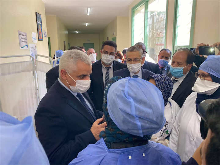 الاتحاد المغربي للشغل يطالب بتجميد قانون "الأطباء الأجانب"