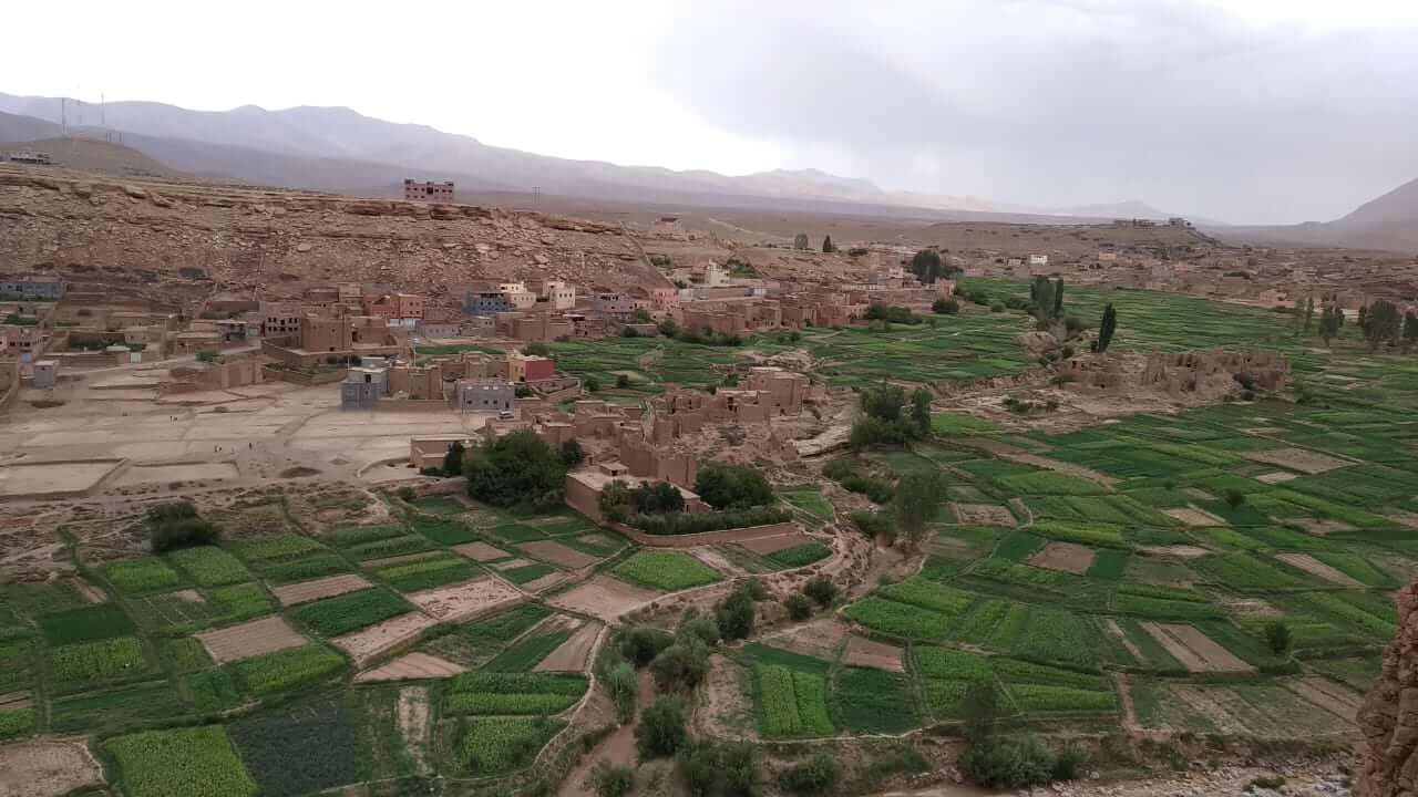 سكان تمتوشت يرفضون "الترحال الإجباري" ويطالبون برفع التعويضات