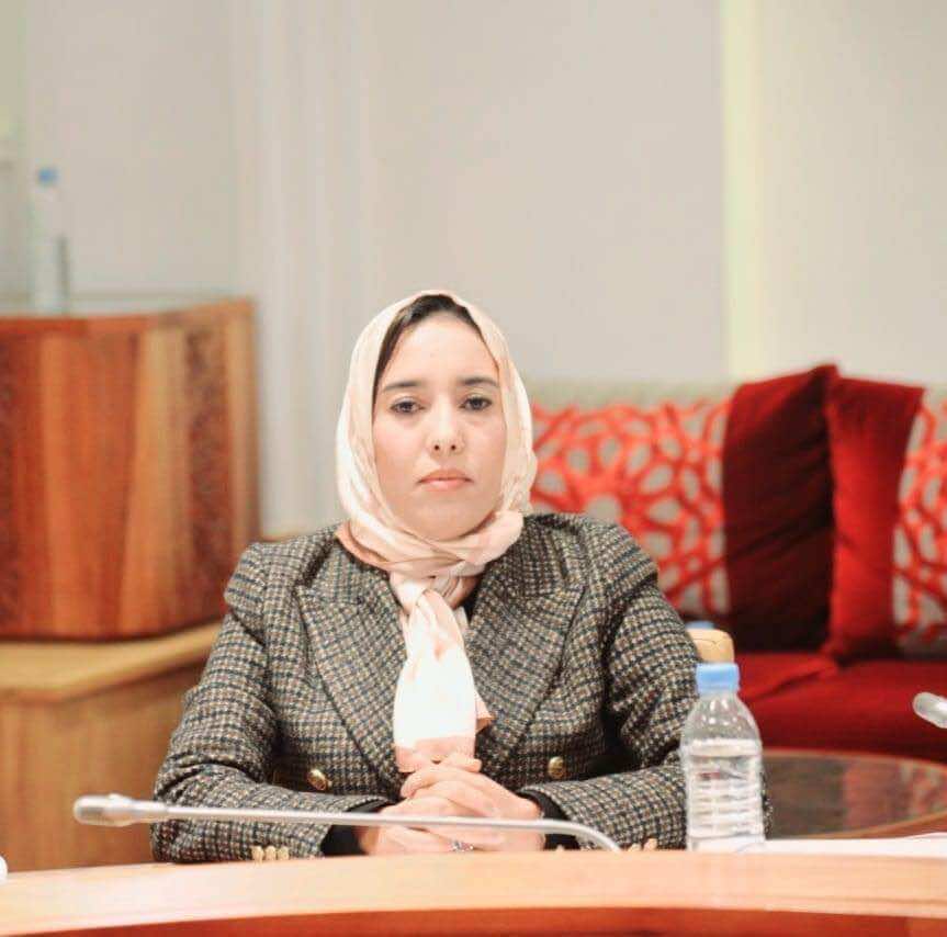 ماء العينين تجلد حزبها: الناس شعروا بتخلي البيجيدي عن المعارك الحقيقية فتخلوا عنه