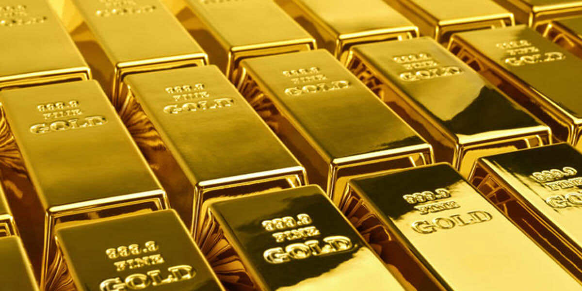 أسعار الذهب تهوي إلى أدنى مستوى لها في 9 أشهر والدولار يستعيد عافيته