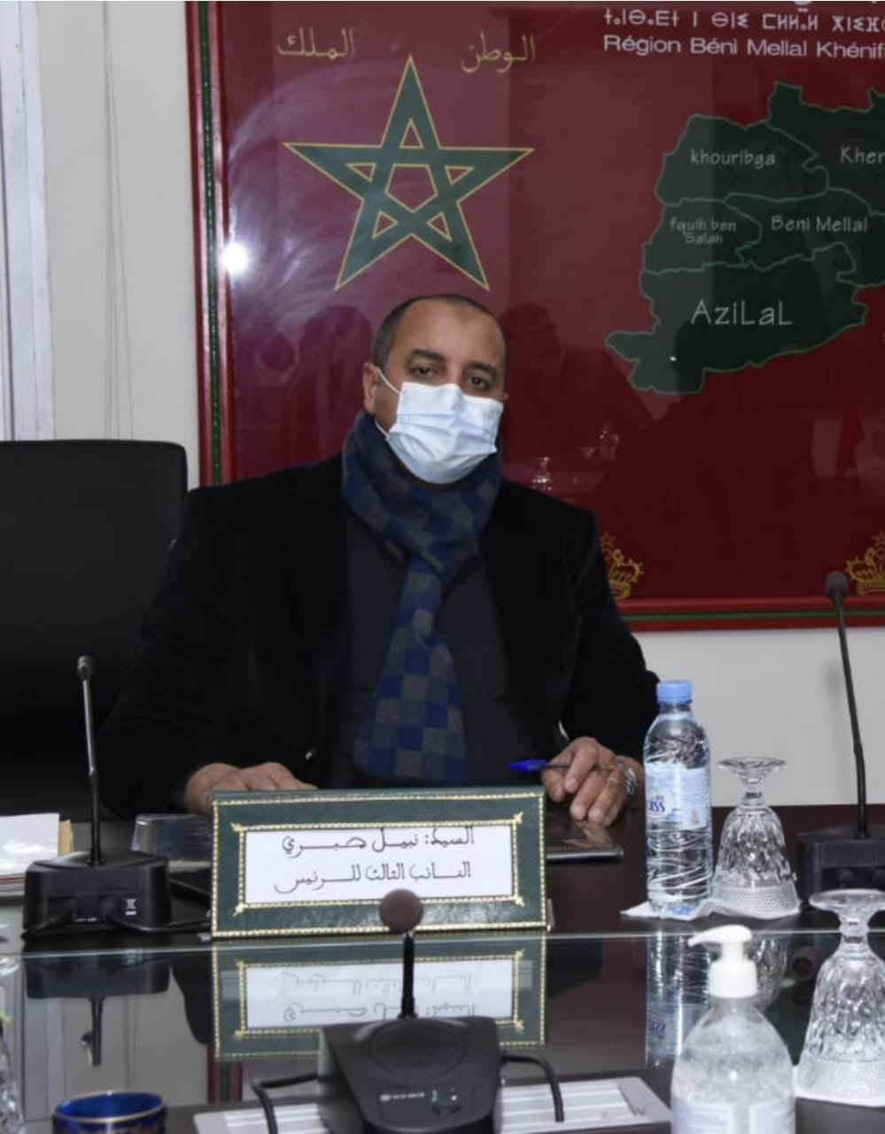 البرلماني المتهم ببناء طريق إلى ضيعته من أموال الدولة يخرج عن صمته
