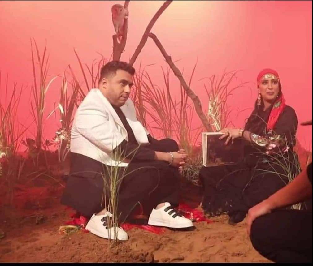 الغافولي ودنيا بوطازوت.. تعاون يجمع بين الغناء والتمثيل