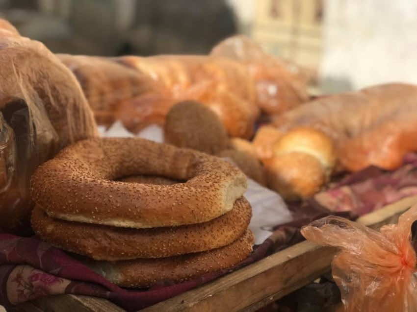 أرباب المخابز  يشتكون من "فوضى بيع الخبز" في البيضاء
