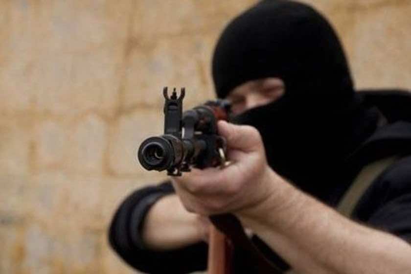 عندما تصبح علاقة عاطفية مصدرا للموت.. فتاة تحاول تصفية فنان!