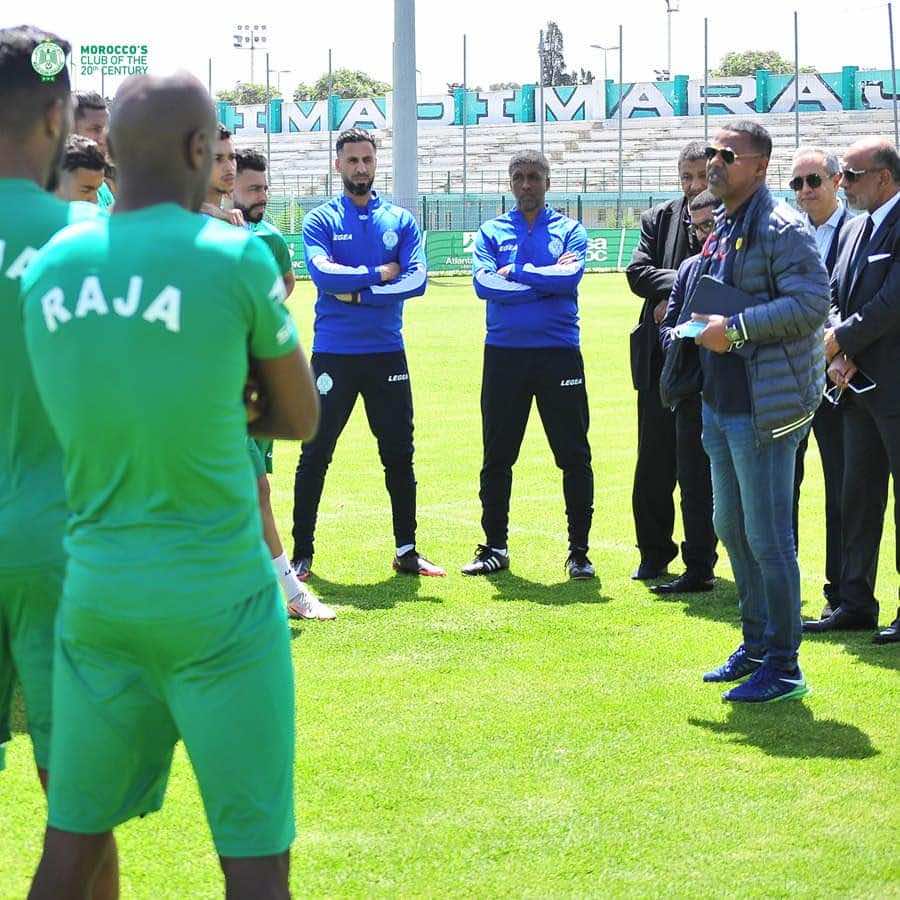 الشابي يشرف على أول حصة تدريبية للفريق استعدادا لمواجهة المغرب التطواني