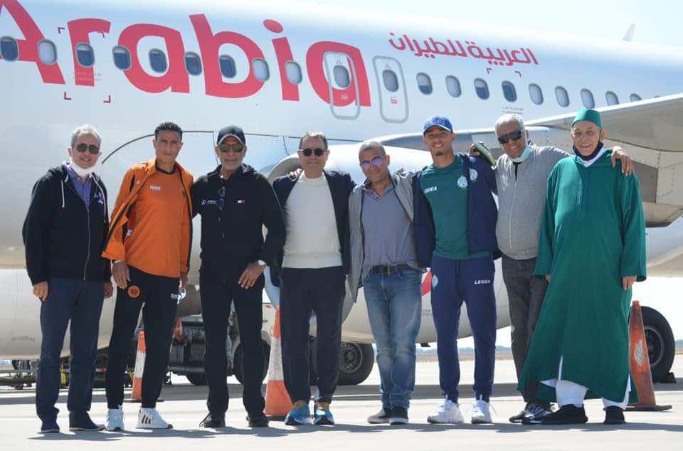 الرجاء وبركان يشدان الرحال في طائرة واحدة للعب الجولة الخامسة من كأس الكونفدرالية