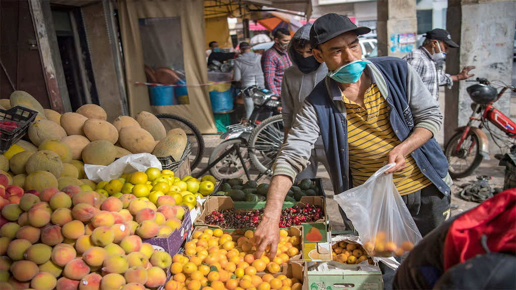 السوق خلال شهر رمضان... ارتفاع للاستهلاك والأثمان وانخفاض في ساعات العمل