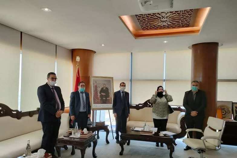 أرباب المقاهي والمطاعم يضعون مشاكلهم على طاولة العثماني