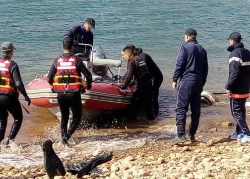 شاب يلقى مصرعه غرقا في بحيرة بين الويدان