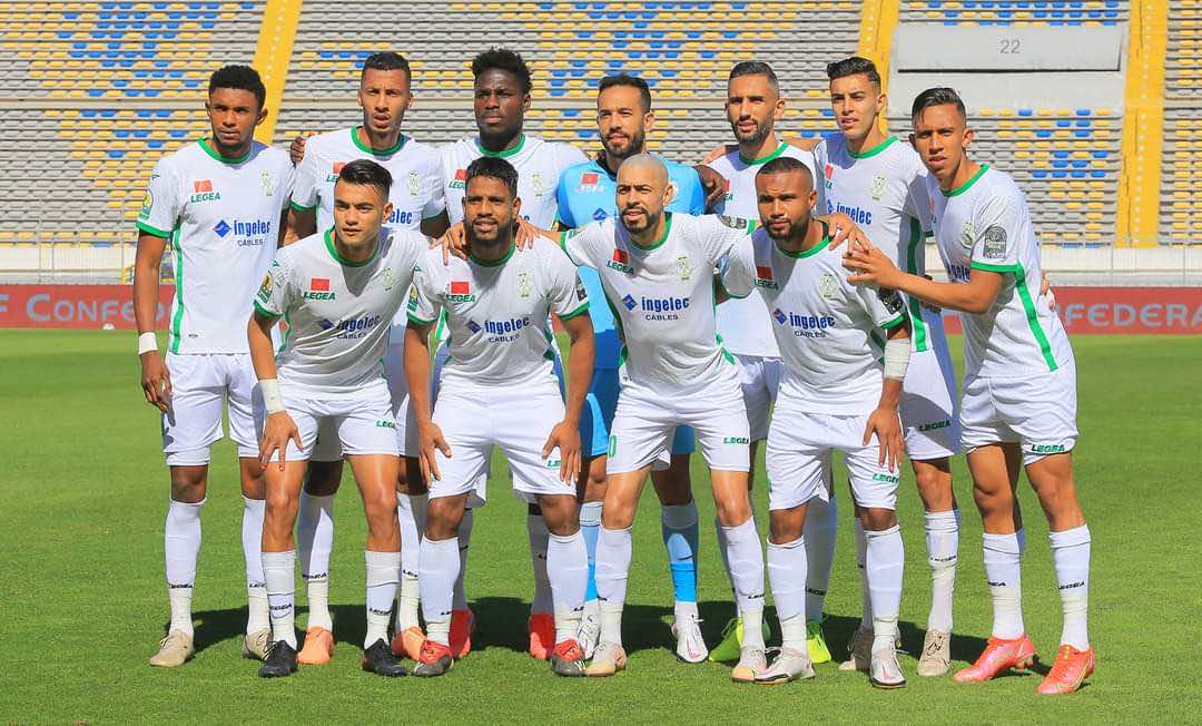 الكاف يتغنى بإنجاز الرجاء في ربع نهائي كأس الكونفدرالية الإفريقية