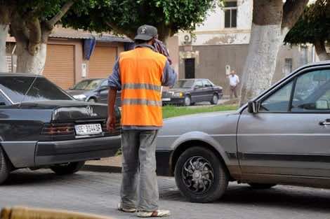 فوضى حراس السيارات... نائب عمدة الرباط يوضح