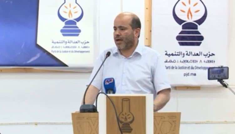 البوقرعي يكذب أخنوش: عندك فيرمة بـ600 هكتار واغتناءك غير مشروع