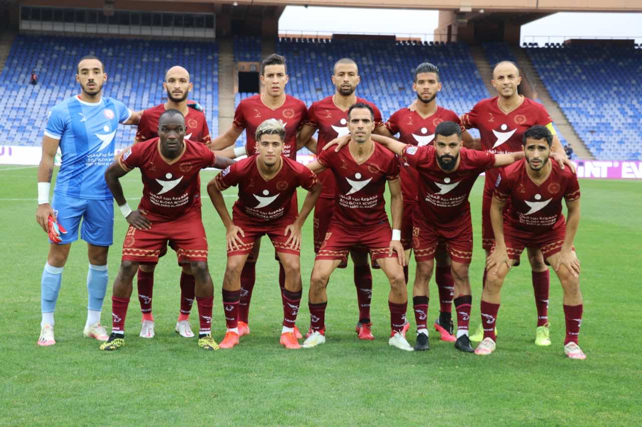 حنيش يخصص منحة دسمة للاعبي الكوكب للفوز على الاتحاد البيضاوي
