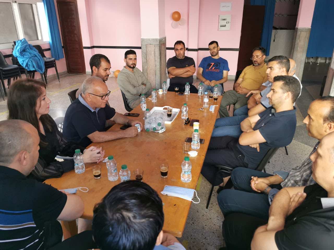 الاستقلال يعلن استقطاب قيادات من نقابة البيجدي في الحسيمة.. والأخيرة تنفي - صور