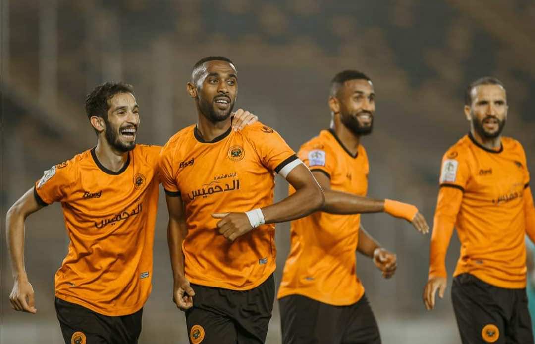 البطولة الاحترافية... نهضة بركان ينتصر على آسفي ويرتقي بستة مراكز دفعة واحدة