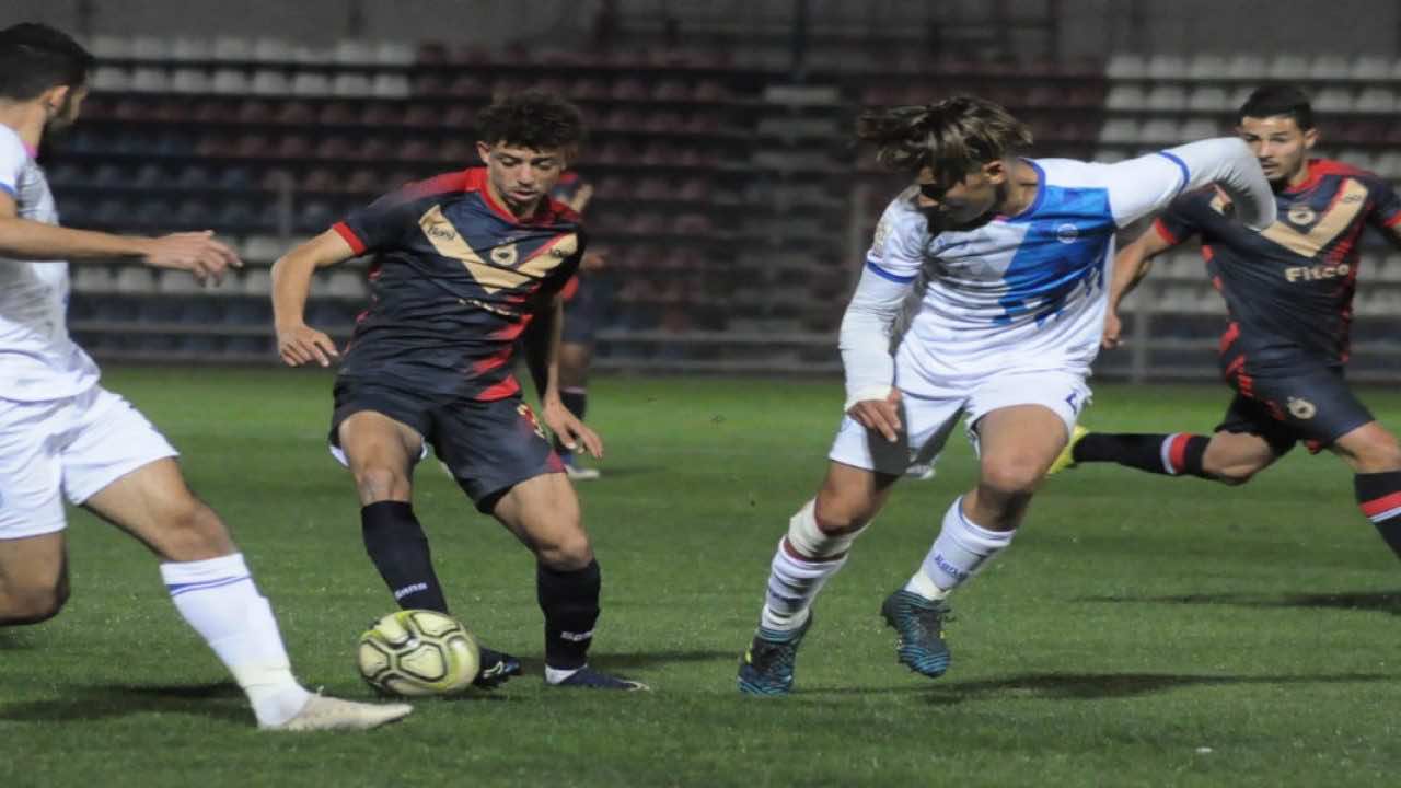 البطولة الاحترافية... سريع واد زم يحقق الانتصار في الوقت الميت على أولمبيك آسفي