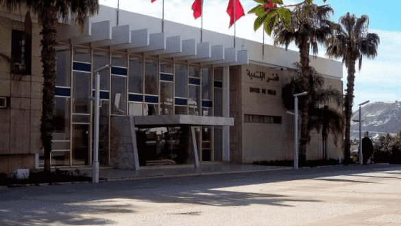 الوالي حجي يراسل رئيس مجلس جماعة أكادير لتسليم سيارات المصلحة للسلطة