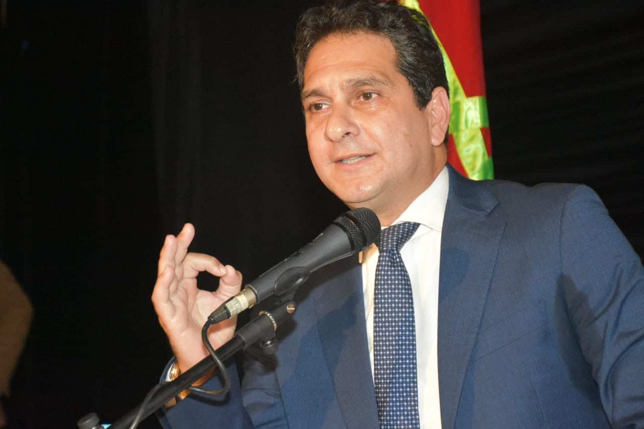اتحاد المقاولات والمهن ينتقد قرارات العثماني ويحذر من إفلاس الشركات بسبب الإغلاق