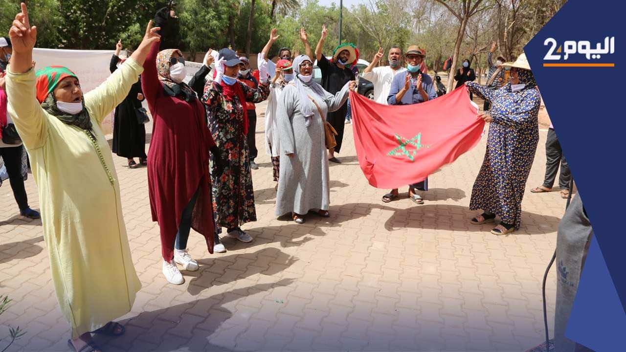 عمال  مؤسسة سياحية بمراكش يطالبون بمستحقاتهم العالقة منذ 2019 - فيديو