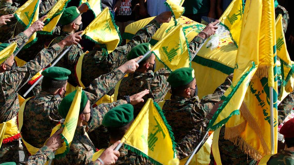"حزب الله" يعلن مسؤوليته عن إطلاق صواريخ ردا على غارات إسرائيلية استهدفت لبنان